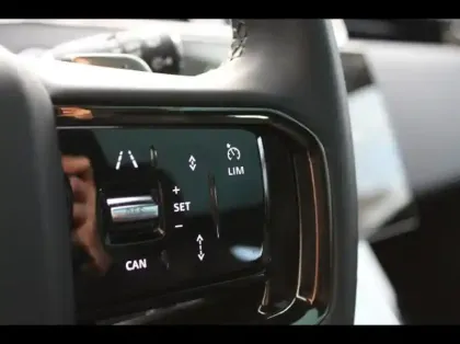 Photo 17 Land rover Range Rover Evoque  1.5 P300e 309ch S