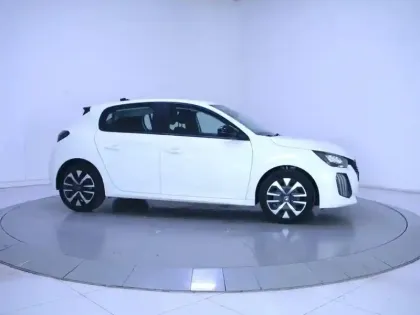 Photo 43 Peugeot 208  PureTech 75 S&S BVM5