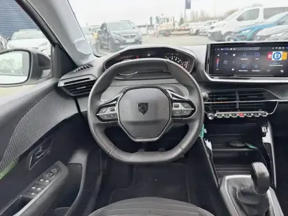 Photo 28 Peugeot 208  PureTech 75 S&S BVM5