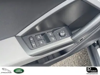 Photo 39 Audi Q3  45 TFSIe 245 ch S tronic 6