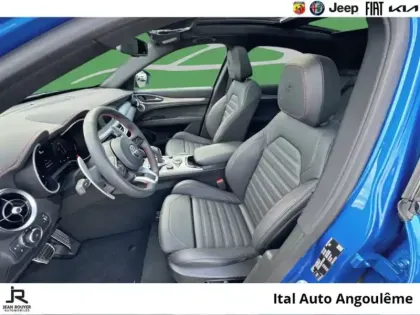 Photo 8 Alfa Romeo Stelvio  2.2 Diesel 210ch Competizione Q4 AT8