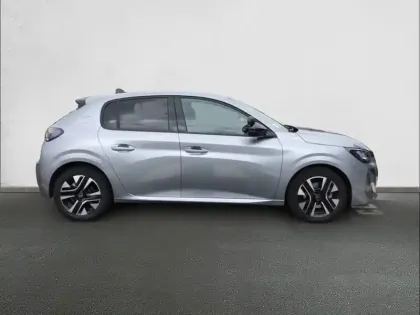 Photo 23 Peugeot 208  PureTech 100 S&S BVM6