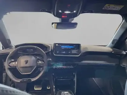 Photo 30 Peugeot 2008  Electrique 50 kWh 136 ch