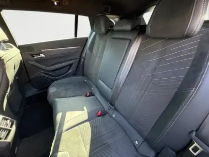 Photo 11 Peugeot 508  SW Hybrid 225 e-EAT8