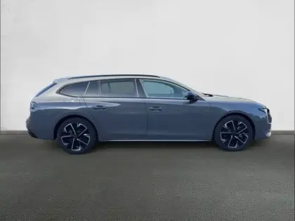 Photo 3 Peugeot 508  SW Hybrid 225 e-EAT8