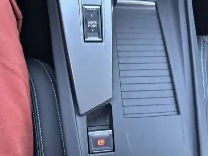 Photo 19 Peugeot 308  PHEV 180 e-EAT8