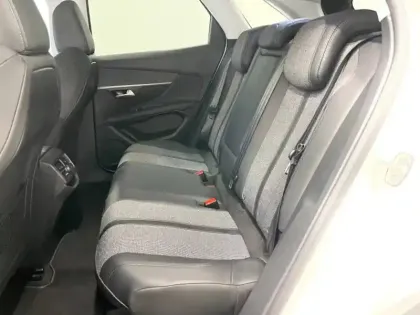 Photo 6 Peugeot 3008  1.2 PureTech 130ch Allure S&S