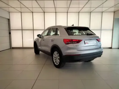 Photo 18 Audi Q3  45 TFSIe 245 ch S tronic 6