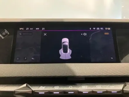 Photo 14 DS DS 4  E-TENSE 225ch Bastille