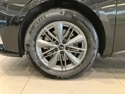 Photo 11 DS DS 4  E-TENSE 225ch Bastille