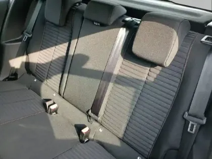 Photo 11 Peugeot 208  PureTech 75 S&S BVM5