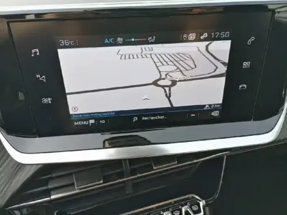 Photo 17 Peugeot 208  PureTech 75 S&S BVM5