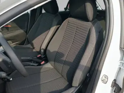 Photo 10 Peugeot 208  PureTech 75 S&S BVM5