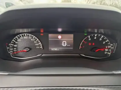 Photo 29 Peugeot 208  PureTech 75 S&S BVM5