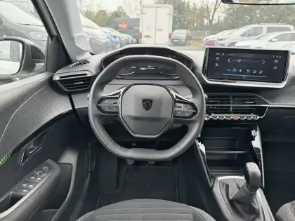 Photo 28 Peugeot 208  PureTech 75 S&S BVM5