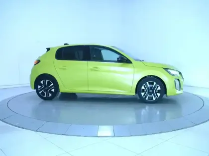 Photo 34 Peugeot 208  PureTech 100 S&S BVM6