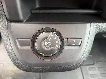 Photo 13 Peugeot Expert  FGN M BLUEHDI 145 S&S EAT8