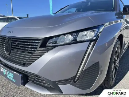 Photo 43 Peugeot 308  PHEV 180 e-EAT8