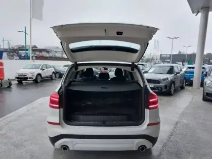 Photo 6 BMW X3  sDrive18dA 150ch  Lounge