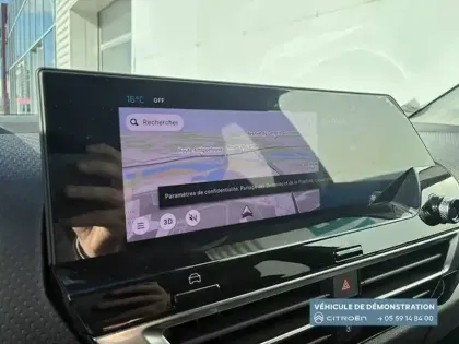 Photo 36 Citroën C4 e- 136 ch Automatique