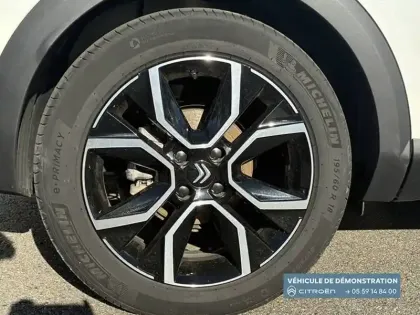 Photo 33 Citroën C4 e- 136 ch Automatique
