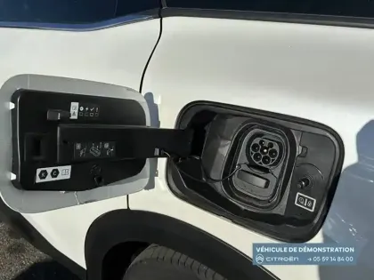 Photo 47 Citroën C4 e- 136 ch Automatique