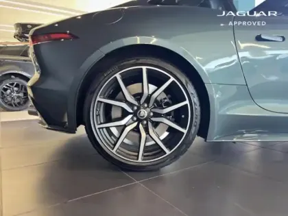 Photo 12 Jaguar F-Type Gén. I Ph3 R75 2