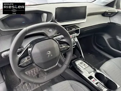 Photo 27 Peugeot 208  Electrique 50 kWh 136ch