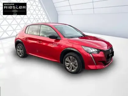 Photo 22 Peugeot 208  Electrique 50 kWh 136ch