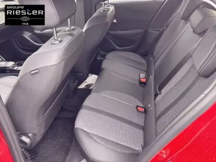 Photo 31 Peugeot 208  Electrique 50 kWh 136ch