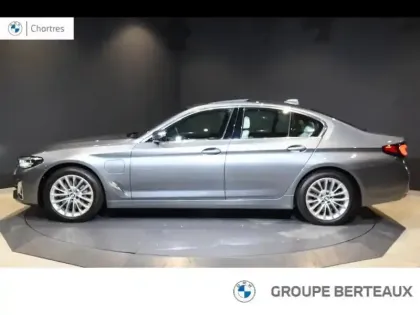 Photo 15 BMW Serie 5 Série 5 545eA xDrive 394ch Luxury Steptronic