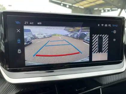 Photo 26 Peugeot 208  PureTech 100 S&S BVM6