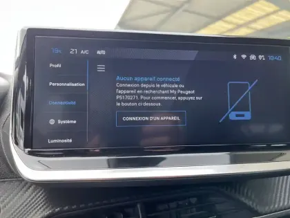 Photo 23 Peugeot 208  PureTech 100 S&S BVM6