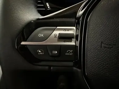 Photo 13 Peugeot 308  SW e- 156ch Allure