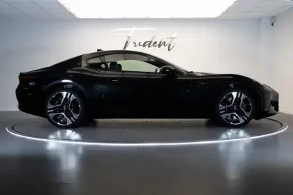 Photo 21 Maserati Granturismo  560 kW 750 ch