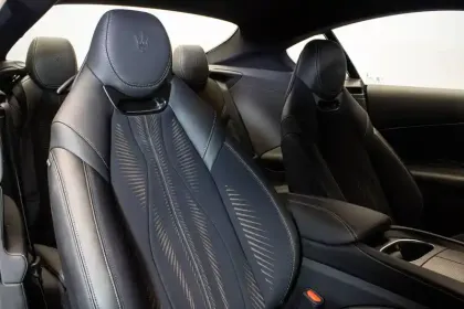 Photo 34 Maserati Granturismo  560 kW 750 ch