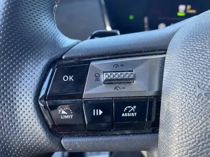 Photo 88 DS DS 4  Hybride E-Tense 225 EAT8