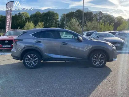 Photo 18 Lexus Nx 300H 4WD E-CVT