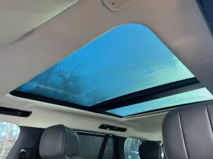 Photo 25 Land rover Range Rover  LWB P440e PHEV AWD