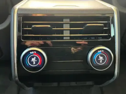 Photo 36 Land rover Range Rover  LWB P440e PHEV AWD