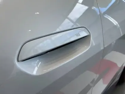 Photo 12 BMW I4  M50 544ch