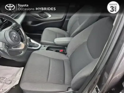 Photo 10 Toyota Yaris  116h Design 5p