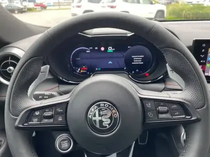 Photo 86 Alfa Romeo Tonale  1.5 Hybrid 160 ch VGT TCT7