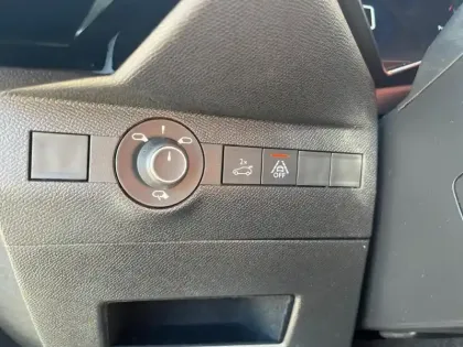 Photo 12 DS DS 7 DS7 Crossback BlueHDi 130 EAT8 Performance Line+