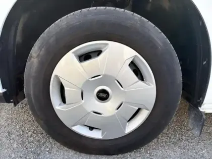 Photo 8 Ford Custom Gén. II Ph1 Trend 1