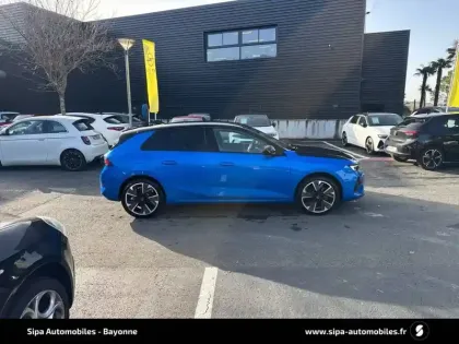 Photo 31 Opel Astra  Electrique 156 ch & Batterie 54 kWh