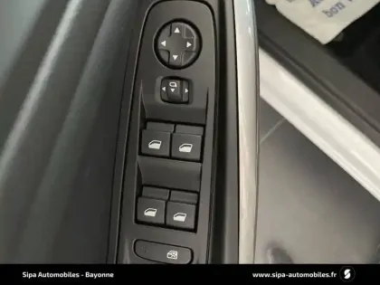 Photo 40 Opel Grandland  Hybrid 225 ch BVA8