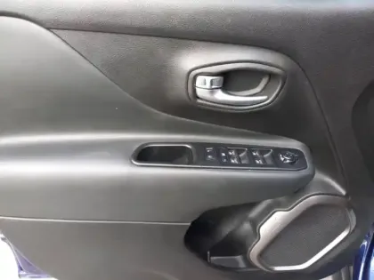 Photo 14 Jeep Renegade  1.6 MultiJet 120ch Limited