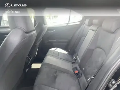 Photo 11 Lexus UX  300e Pack