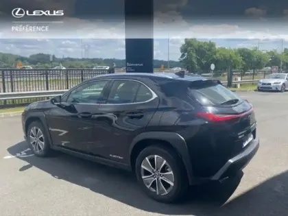Photo 1 Lexus UX  300e Pack